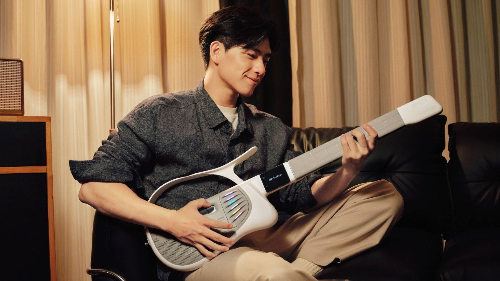 guitar-ai-dau-tien-melo-d-ho-tro-hoc-dan-1.jpeg