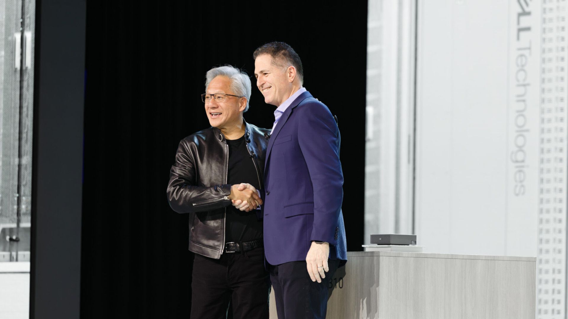 jensen-huang-chung-ta-da-buoc-vao-ky-nguyen-ai-huu-ich-1.jpeg